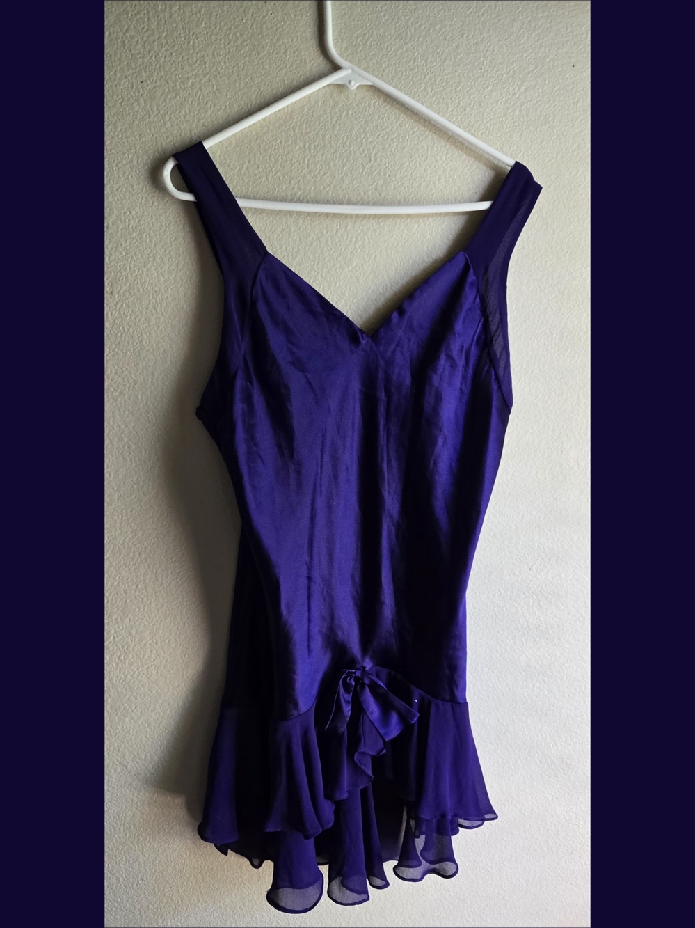 Purple Sleeveless V-Neck Chiffon Hem Dress